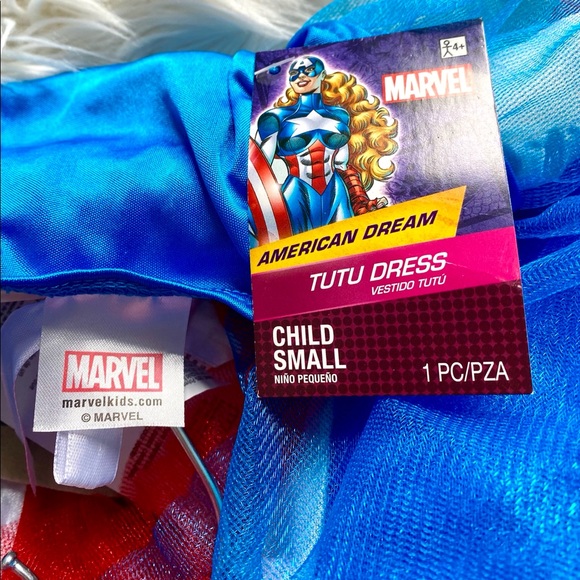Marvel costume size 3/5 - Picture 5 of 5